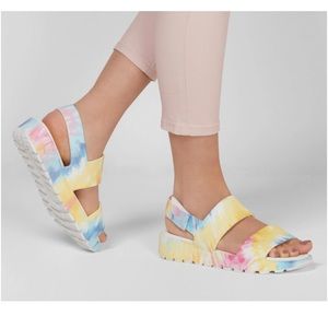Skechers Luxe Foam Tie Dye Sandals- Size 8